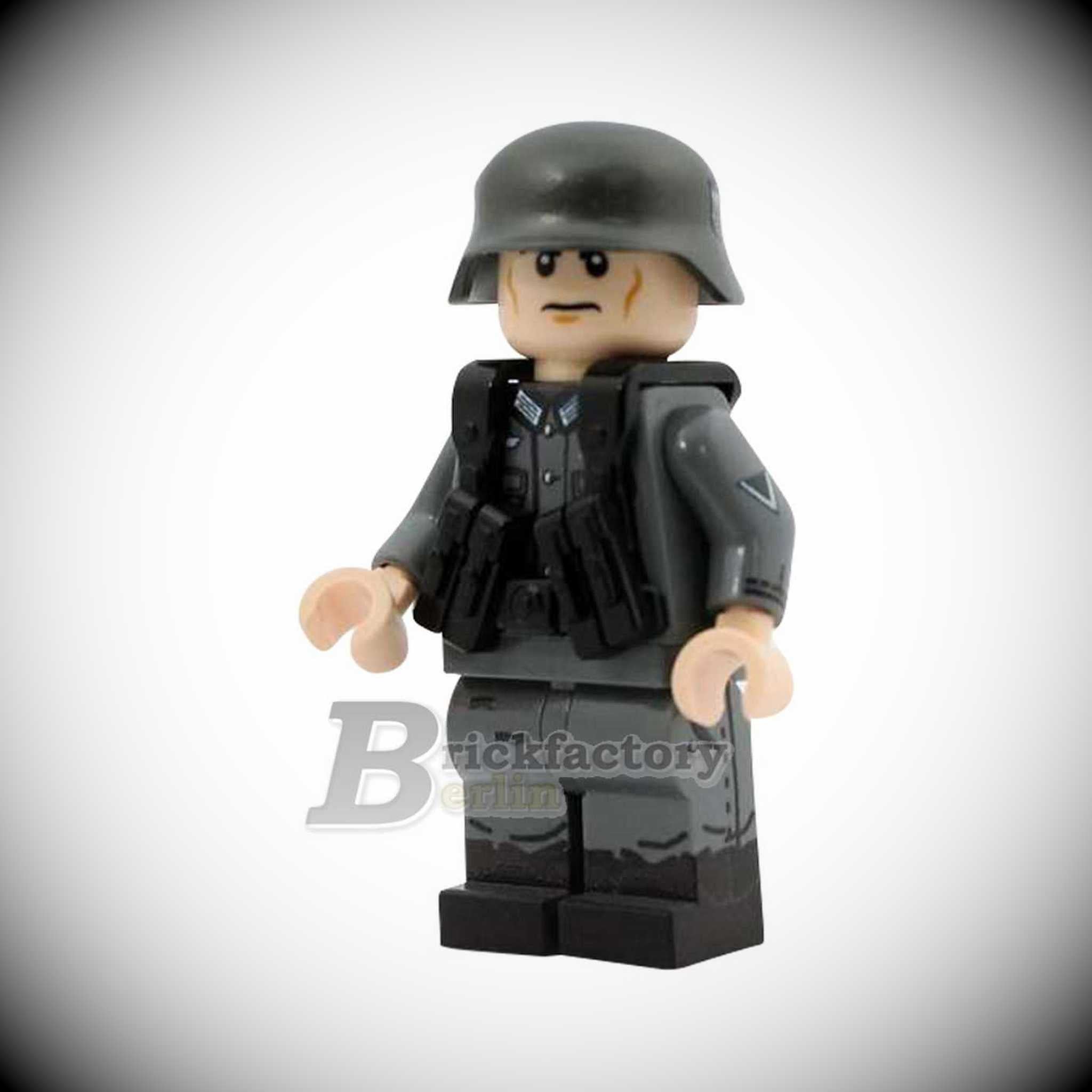 BF-0454 - Custom WW2 German MP40 Weste