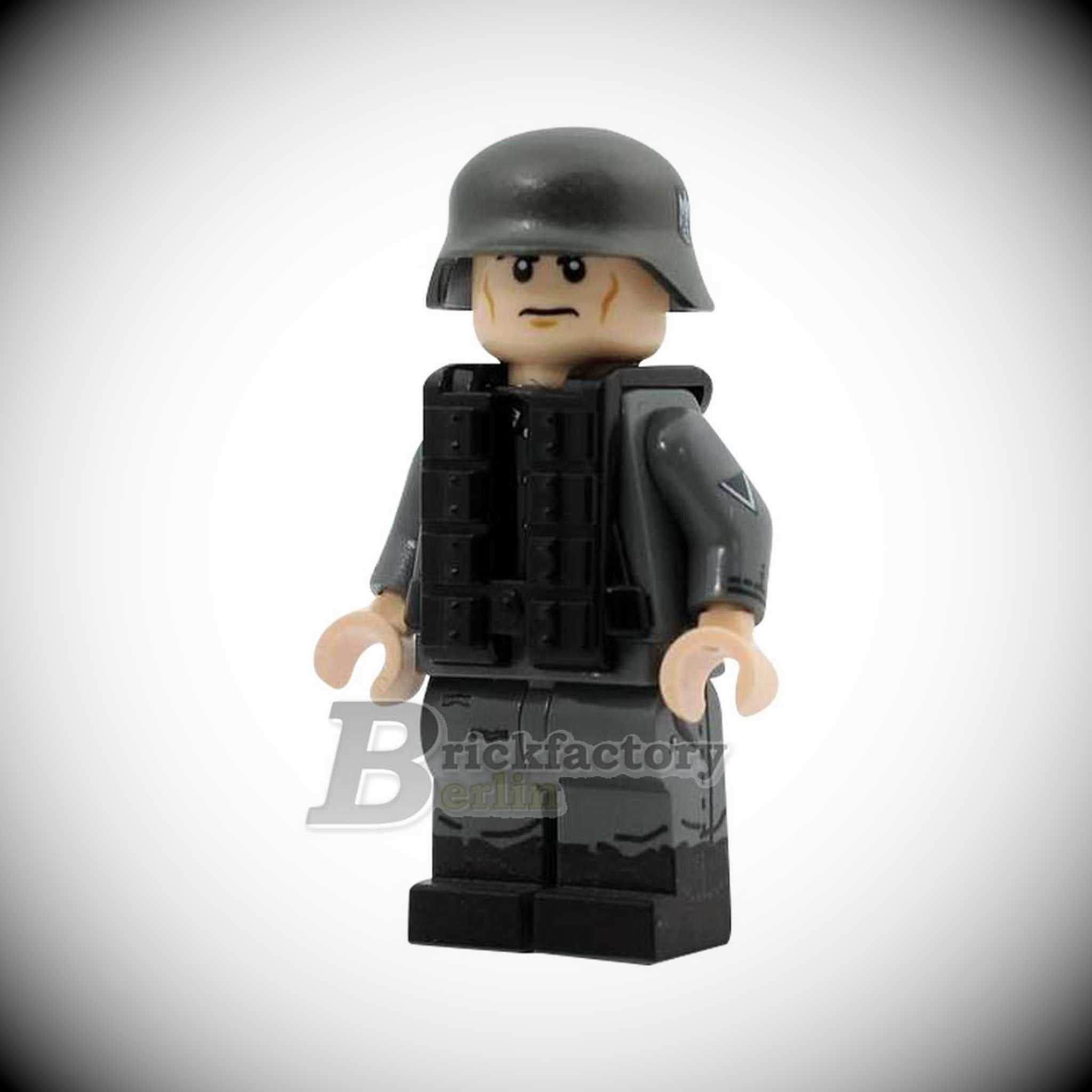 BF-0455 - Custom WW2 German Fallschirmjäger Weste