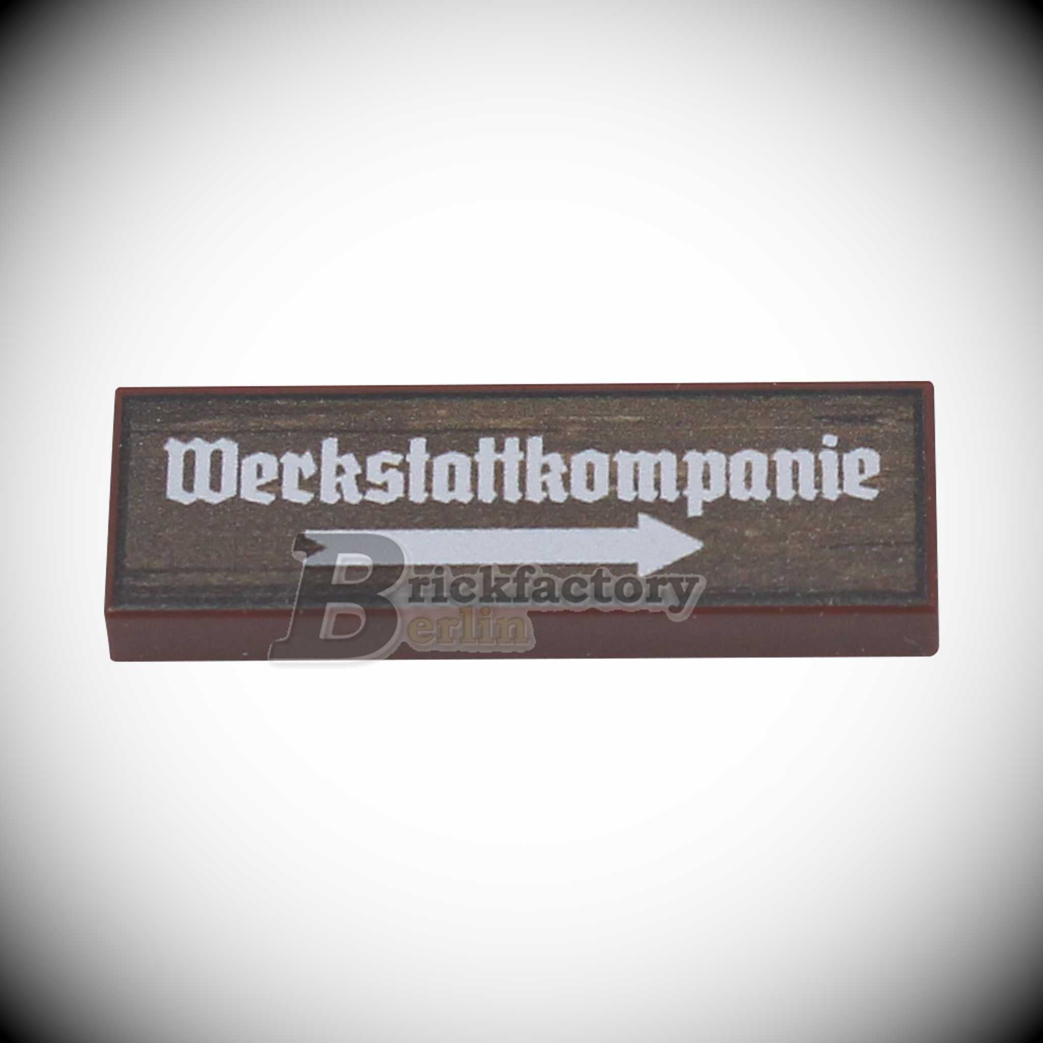BF-0472I - Werkstattkompanie (Farbe: Reddish-Brown) Bedruckte LEGO®-Fliese-1x3