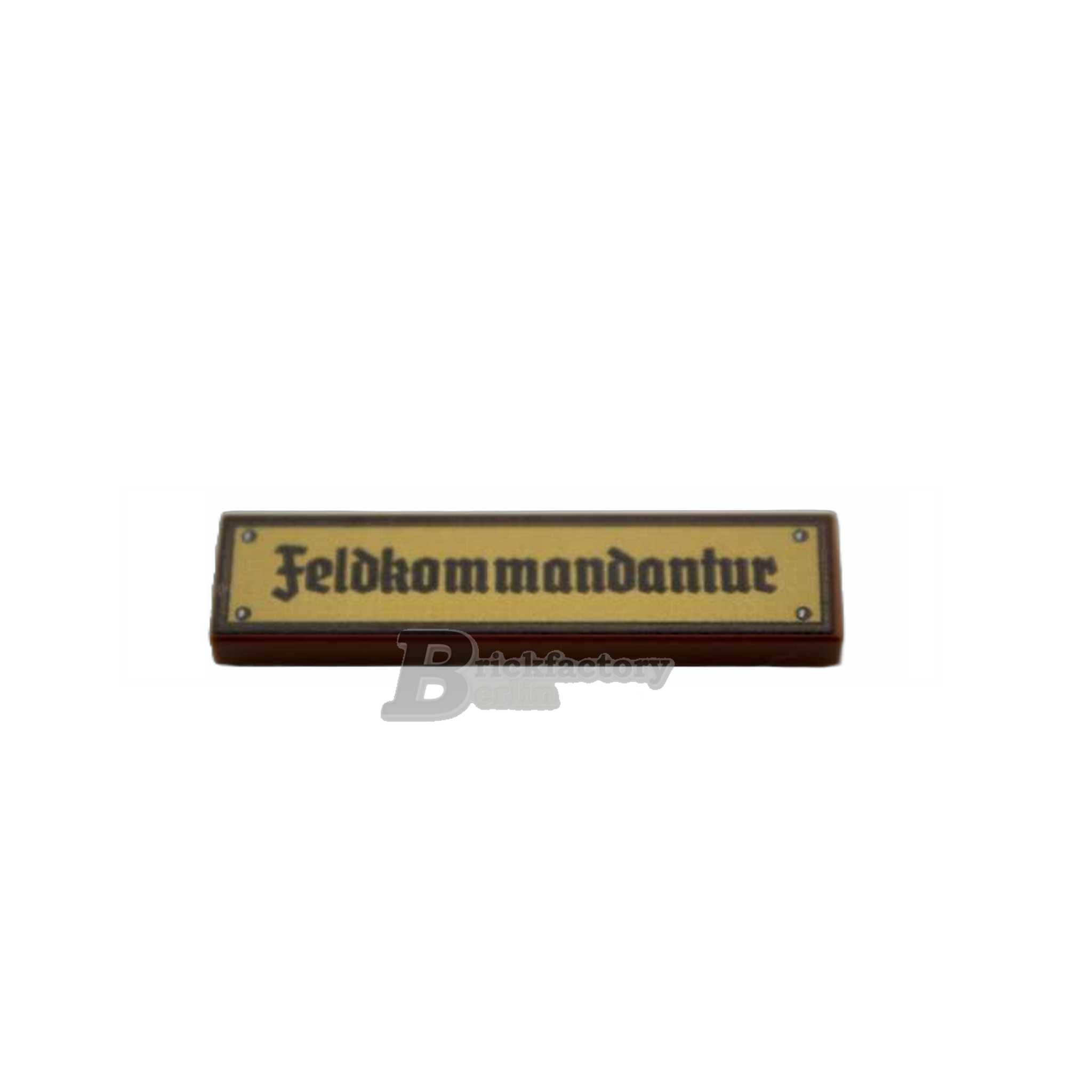 BF-0469B - Feldkommandantur (Farbe: Reddish-Brown) Bedruckte LEGO®-Fliese 1x4